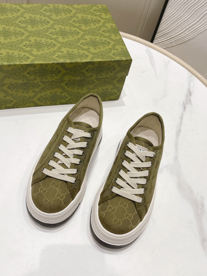 G*u*i casual shoes